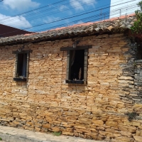 Venda de Casa em centro em São Thomé das Letras-MG