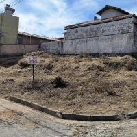 Lote A Venda Em Carrancas no centro