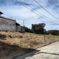 Lote A Venda Em Carrancas no centro