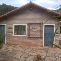 Sítio A Venda Em São Thomé Das Letras no Rural Canta Galo