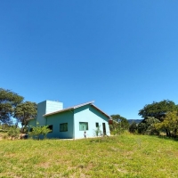 Sítio A Venda Em São Thomé Das Letras no Rural Canta Galo
